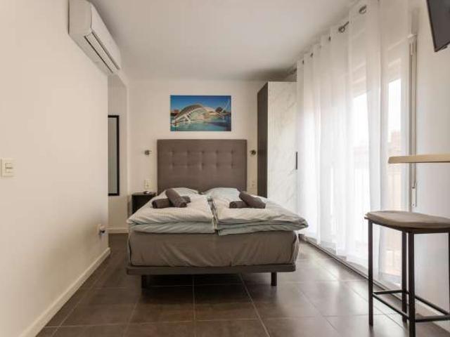 Estudio en alquiler en Benicalap, Comarca de València
