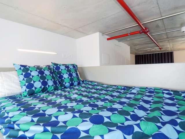 Estudio en alquiler en Sant Martí, Barcelona