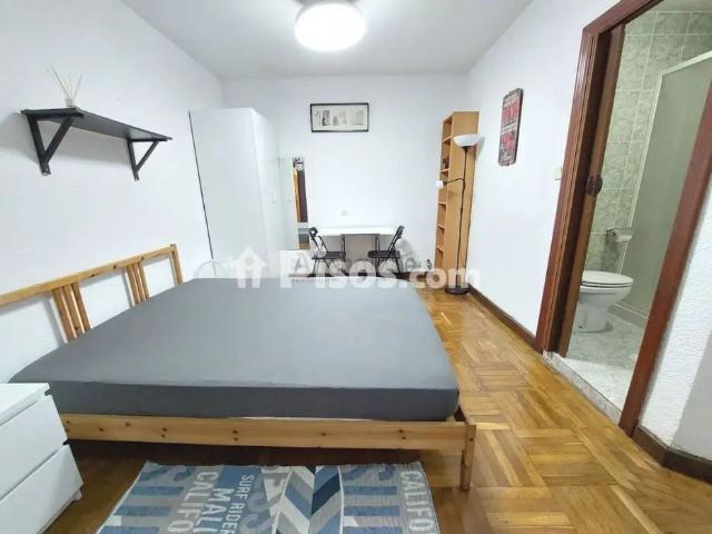 Estudio en alquiler en Oviedo, Asturias