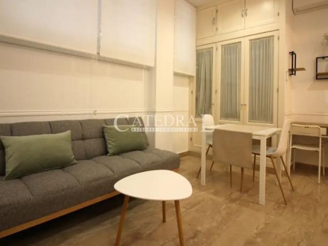 Estudio en alquiler en Casco Antiguo, Sevilla