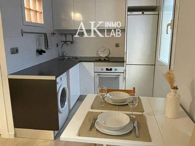 Estudio en alquiler en Ciutat Vella, Barcelonès