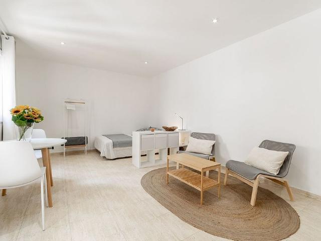 Estudio en alquiler en Ciutat Vella, Barcelonès