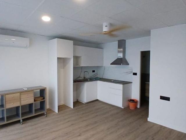 Estudio en alquiler en Sant Andreu, Barcelonès