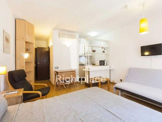 Estudio en alquiler en Ciutat Vella, Barcelonès