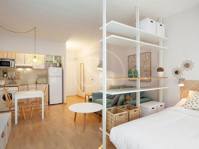 Estudio en alquiler en Gràcia, Barcelonès