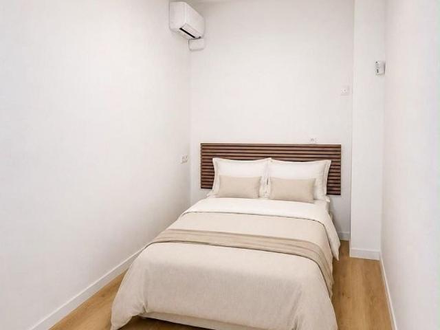 Estudio en alquiler en Raval, Barcelonès