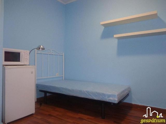 Estudio en alquiler en Gràcia, Barcelonès