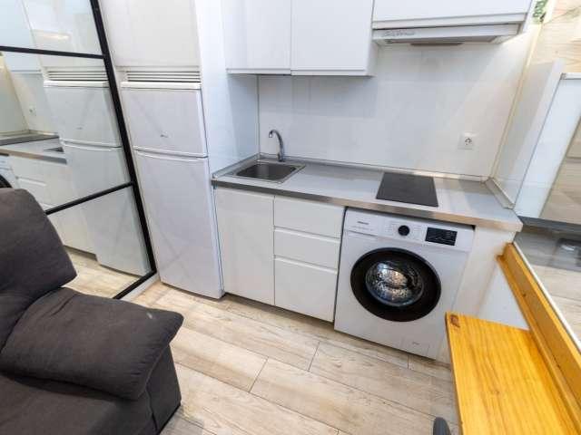 Estudio en alquiler en Madrid, Valdeacederas