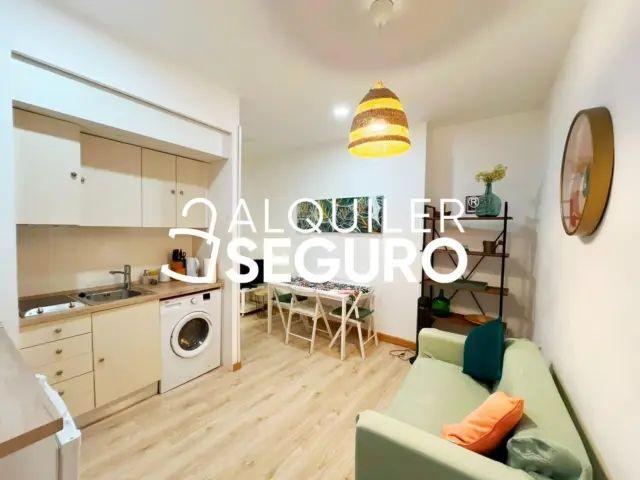 Estudio en alquiler en Salamanca, Madrid
