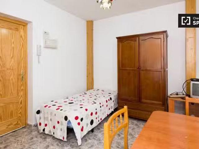 Apartamento en alquiler en Centro, Comarca de la Vega de Granada