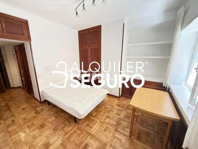 Estudio en alquiler en Recoletos, Madrid