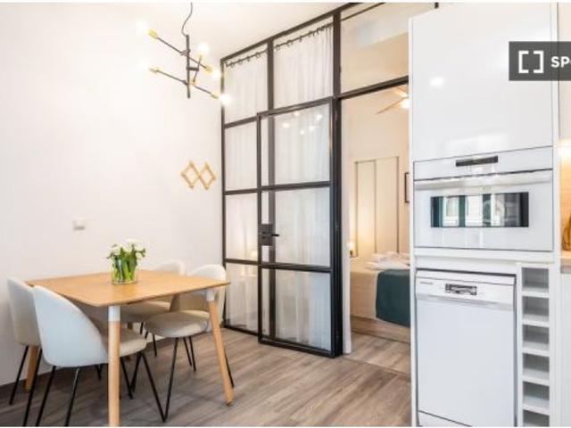 Piso en alquiler en Valencia De Las Torres, Ciutat Vella