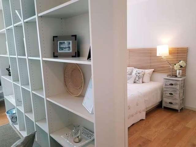 Estudio en alquiler en Sant Martí, Barcelonès