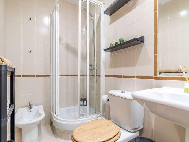 Estudio en alquiler en Madrid, Embajadores