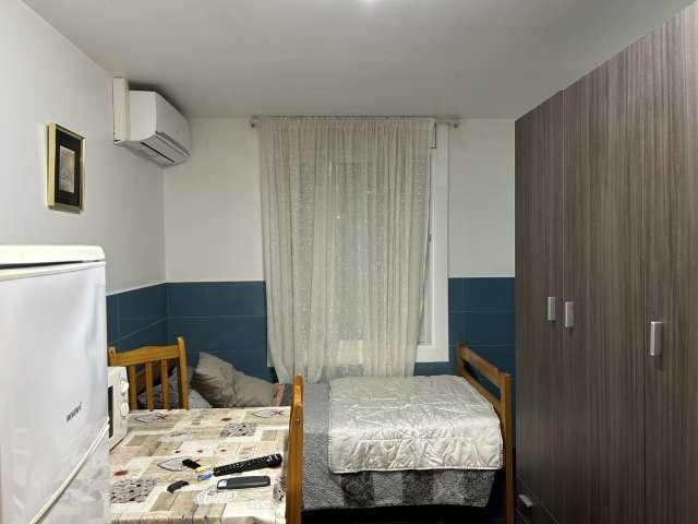Estudio en alquiler en L'hospitalet De Llobregat, la Torrassa