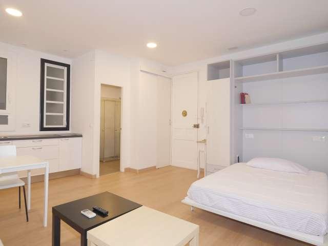 Estudio en alquiler en les Corts, Barcelonès