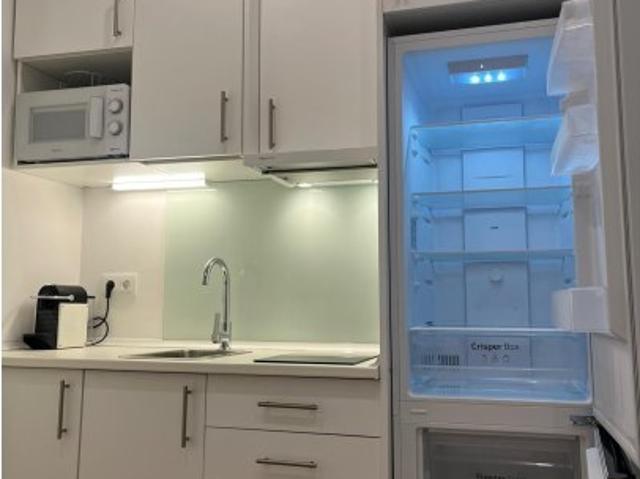 Estudio en alquiler en Los Remedios, Sevilla