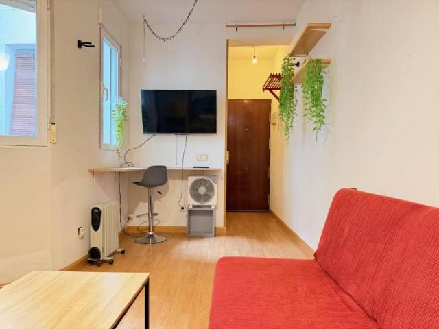 Estudio en alquiler en Medina-sidonia, Madrid