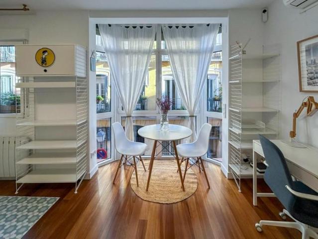 Estudio en alquiler en Centro, Madrid