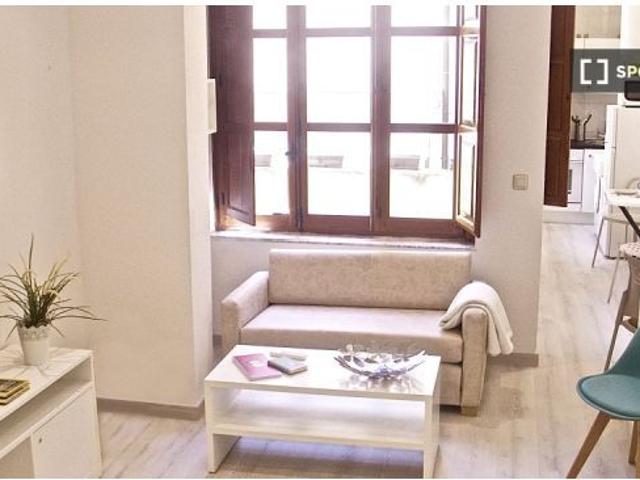 Piso en alquiler en Centro, Salamanca