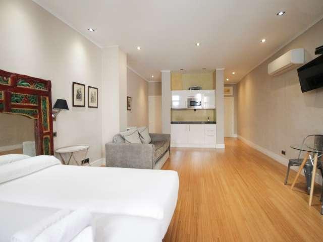 Estudio en alquiler en Ciutat Vella, Barcelonès