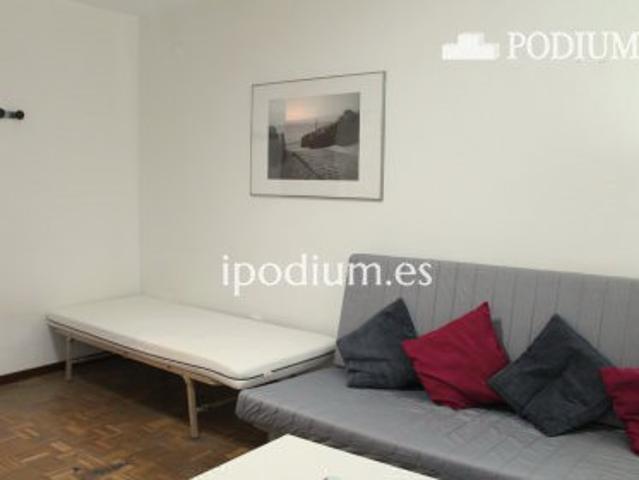Estudio en alquiler en Sevilla, Triana Este