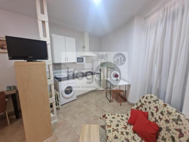 Estudio en alquiler en Sevilla, Encarnación-Regina