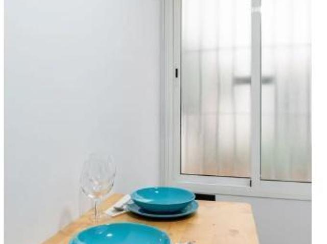 Estudio en alquiler en Los Remedios, Sevilla