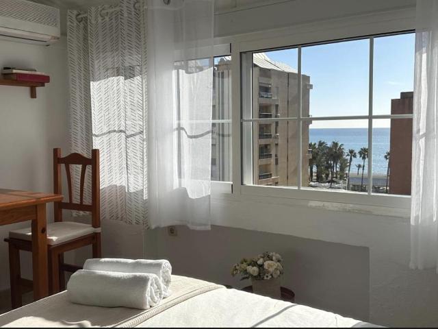 Estudio en alquiler en Torremolinos, Málaga
