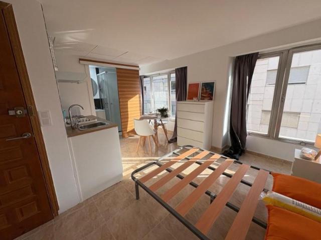 Estudio en alquiler en el Poble Nou, Torrent