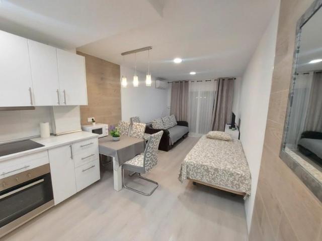 Estudio en alquiler en Torrevieja