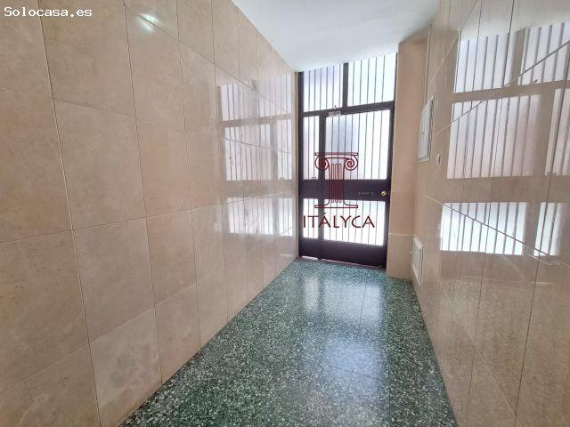 Piso en venta en Casco Antiguo, Sevilla