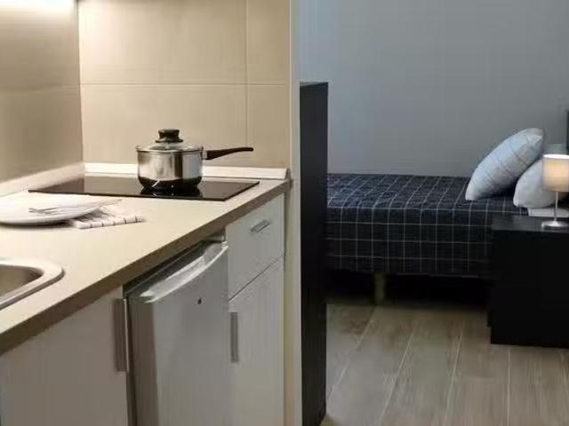 Apartamento en alquiler en Burjassot, València / Valencia