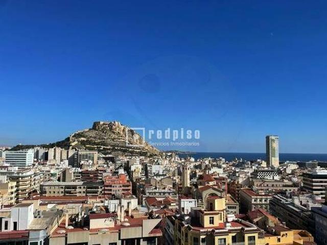 Casa en alquiler en Alicante