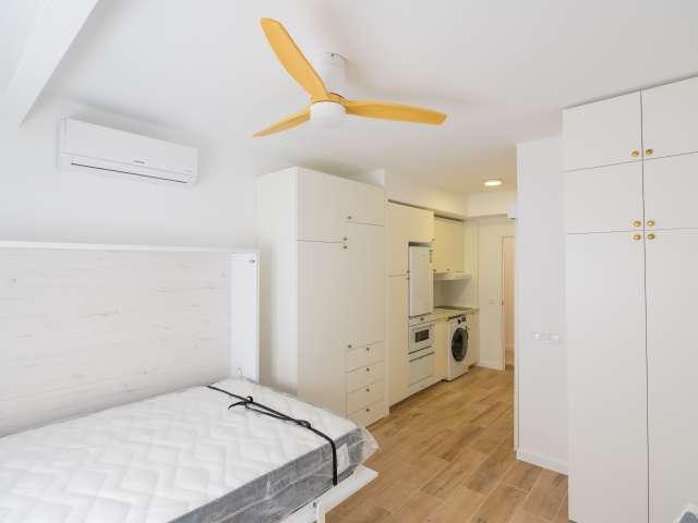 Estudio en alquiler en Madrid, Valdezarza