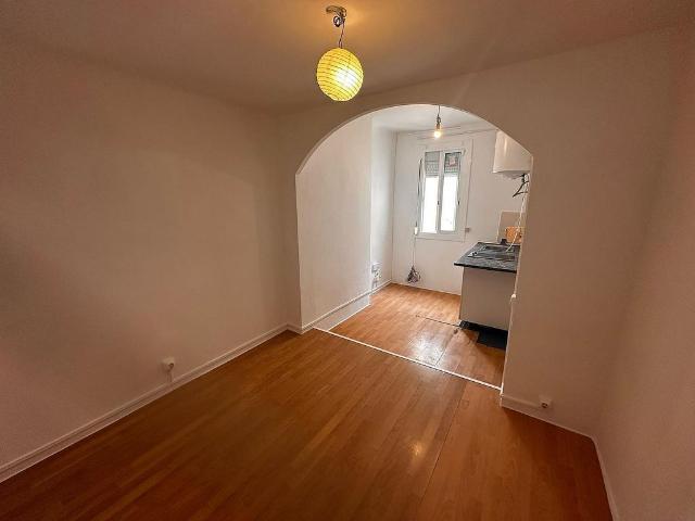 Estudio en venta en Barcelona, la Salut