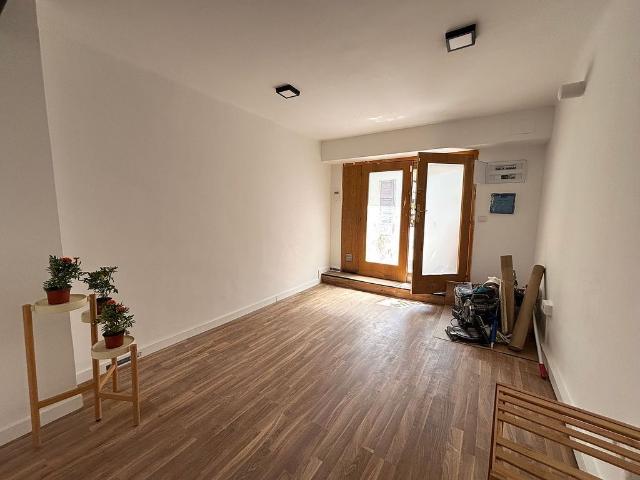 Estudio en venta en Barcelona, les Roquetes