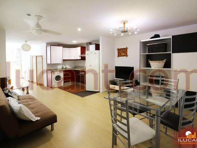 Estudio en venta en Casco Antiguo - Santa Cruz - Ayuntamiento, l'Alacantí