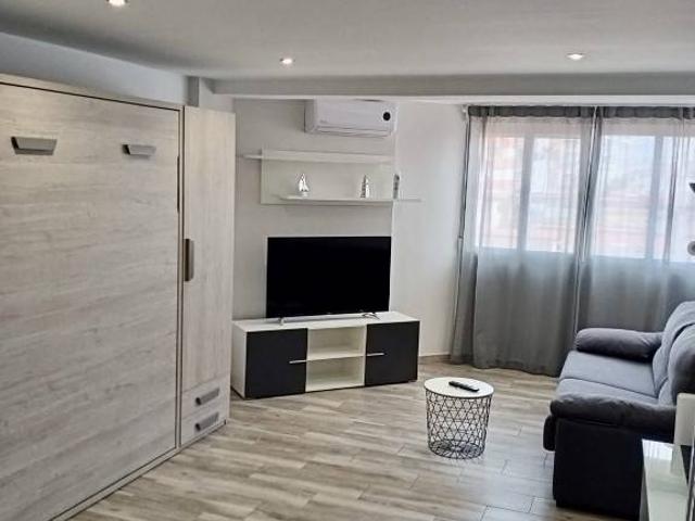 Estudio en venta en Vélez-málaga, Capuchinos