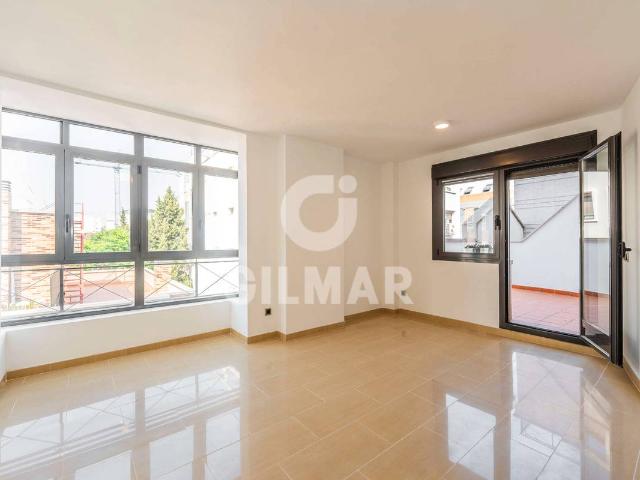 Estudio en venta en Madrid, Cortes