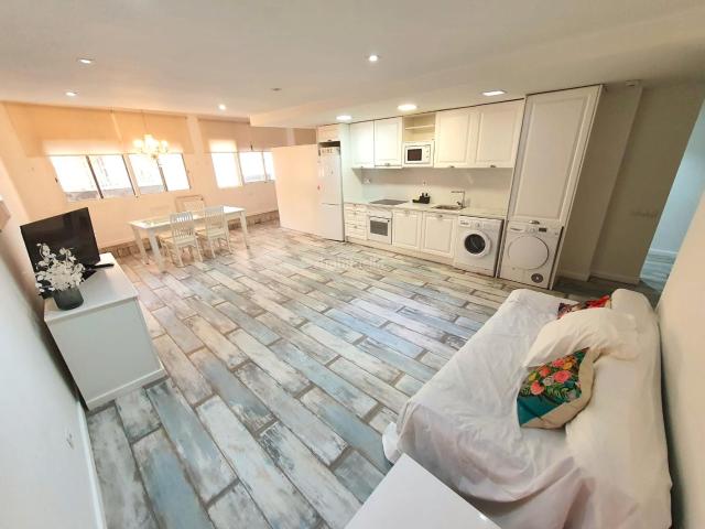 Estudio en venta en L'hospitalet De Llobregat, la Torrassa