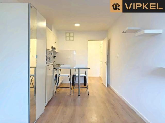 Estudio en venta en Catro Camiños, A Coruña