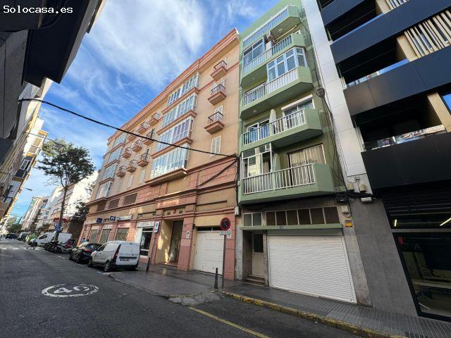 Piso en venta en La Isleta, Gran Canaria
