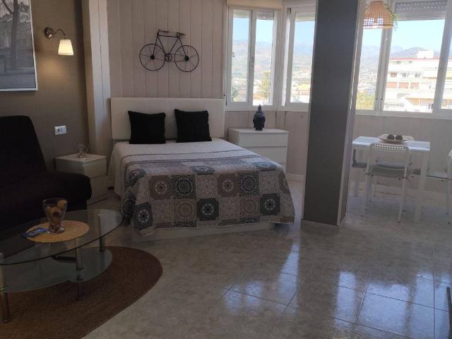 Estudio en venta en Vélez-málaga, Capuchinos