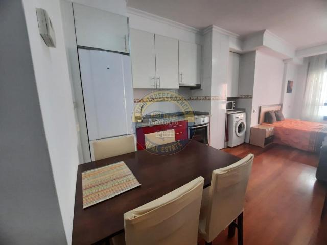 Estudio en venta en Vigo, A Divina Pastora