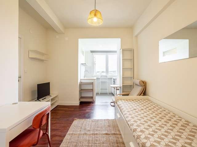 Estúdio alugar em São Francisco Xavier, Lisboa