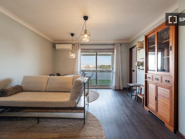 Estúdio alugar em Lugar do Castelo, Vila Nova De Gaia