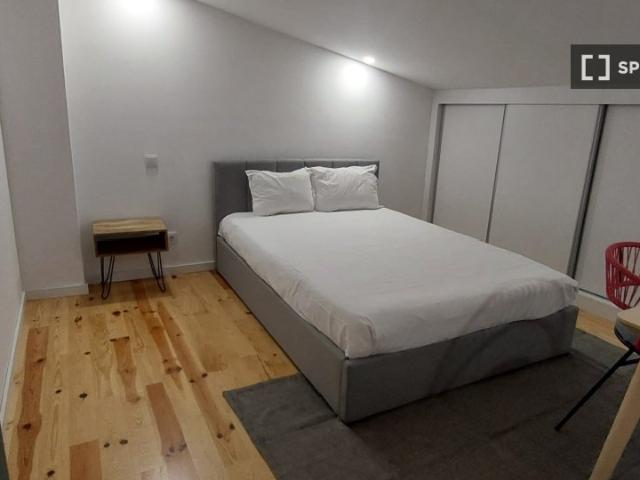 Estúdio alugar em Santa Marinha, Vila Nova De Gaia