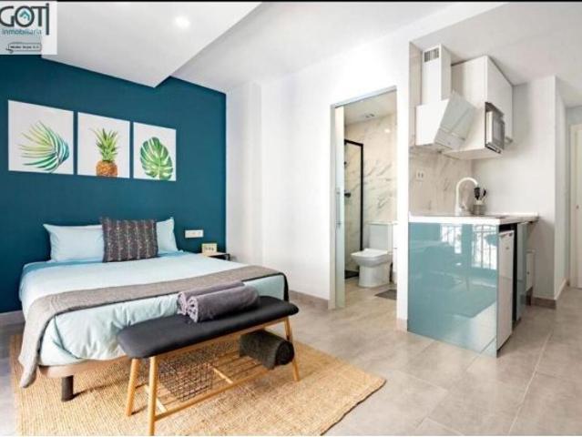 Piso en alquiler en Centro, Granada