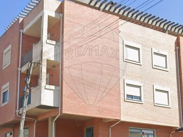 Apartamento venda em Nelas